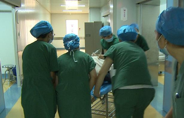 命悬一线!福兴妇产医院成功抢救一名羊水栓塞产妇_福州福兴妇产医院